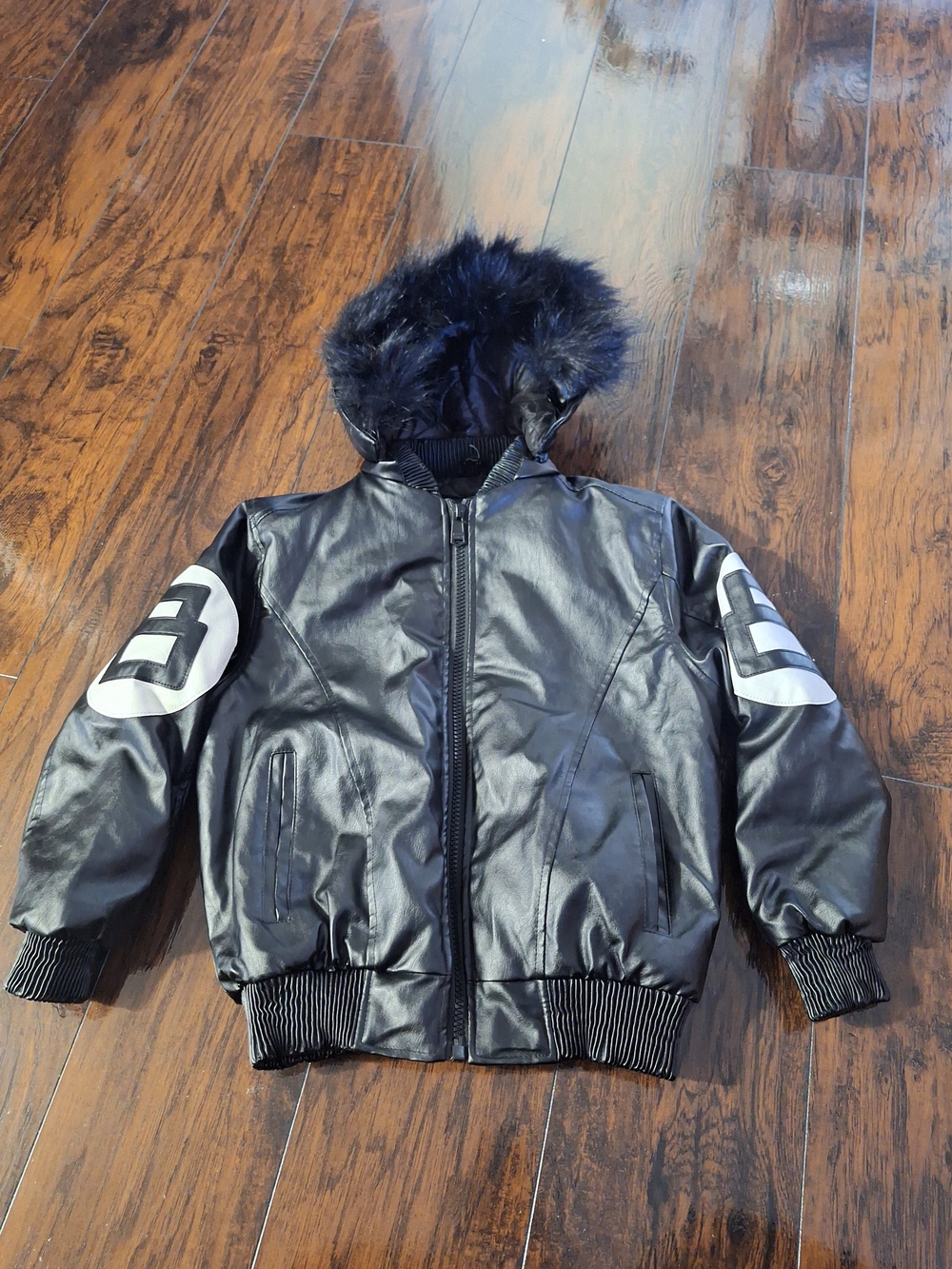 Sportier 8 Ball Women Black Faux Leather Hooded Bomber Jacket with Fur Trim.sz M